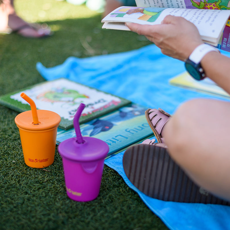 10oz-kid-s-cup-with-straw-lid-q5 10oz_kids_cups_straw_reading_blanket_square.jpg