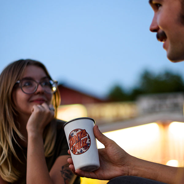 16oz-pint-cup-santa-cruz-f2 16oz_pints_santa_cruz_vacationdot_couple_square.jpg