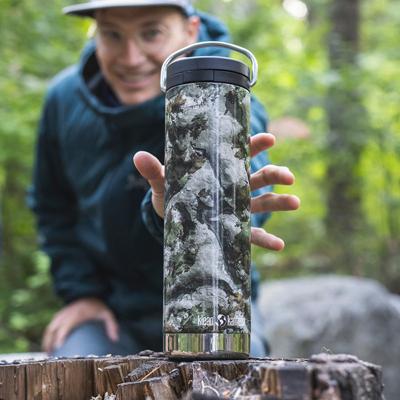 20oz-tkwide-with-twist-cap-mossy-oak-t4 20oz_bottle_twist_mossyoak_terragila_closeup_square.jpg