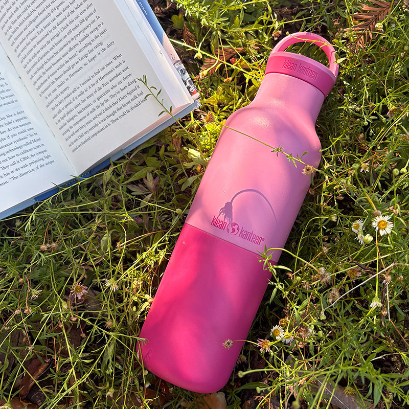 20oz-rise-classic-with-arch-loop-cap-d3 20oz_rise_classic_insulated_bottle_cashmere_rose_grass_book_square.jpg