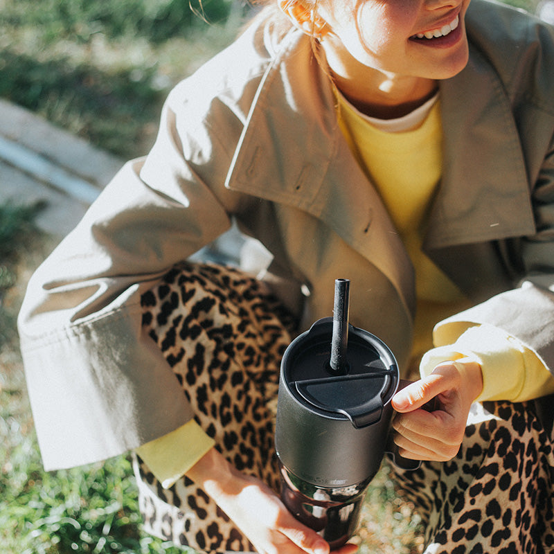 26oz-rise-tumbler-with-straw-lid-s3 26oz_rise_tumbler_black_woman_topview_square.jpg