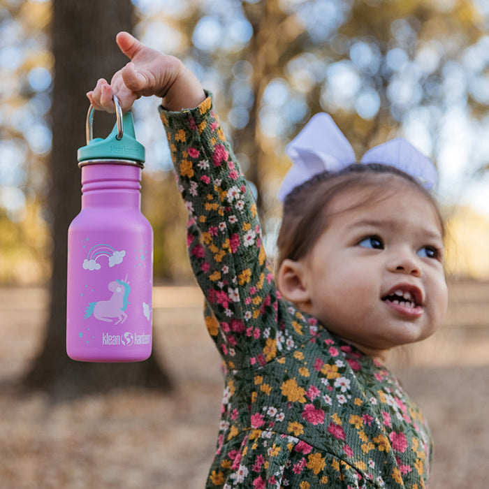 classic-kid-sippy-cap-a9 K12CNSIPPY-UN-kids_bottle_unicorn_lifestyle.jpg