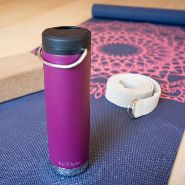 tkwide-twist-cap-with-straw-kit-v6 K20TKWPT-PP-T-TWIST-yoga_bottle_closed_lifestyle_a5ac6535-9c60-42bb-86fe-b94b5cef2b68.jpg