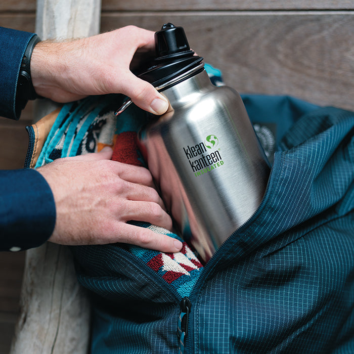 tkwide-chug-cap-e0 K64TKWSSL-BS-Chug-Cap-Out-of-Duffle_lifestyle.jpg
