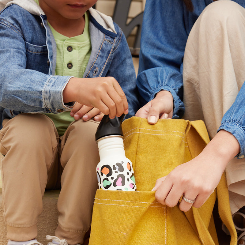 12oz-kid-s-classic-with-flip-seal-sport-cap-n8 kid_sport_flip_seal_12oz_bag_pull_square.jpg