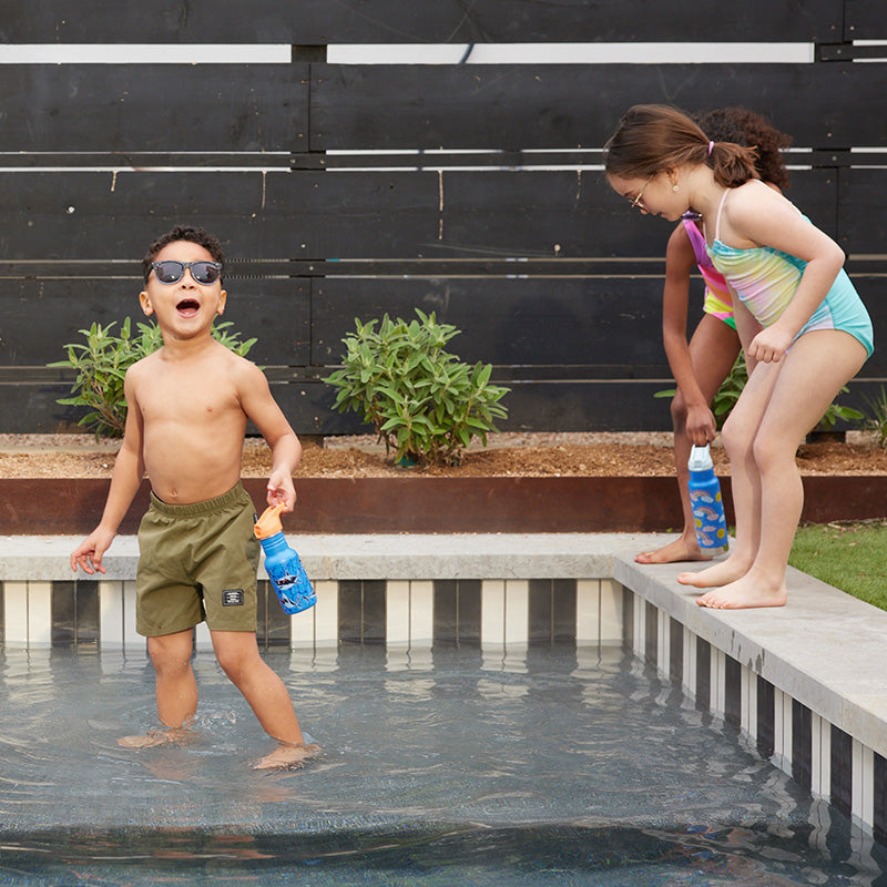 12oz-kid-s-classic-with-flip-seal-sport-cap-n8 kid_sport_flip_seal_12oz_boy_pool_square.jpg
