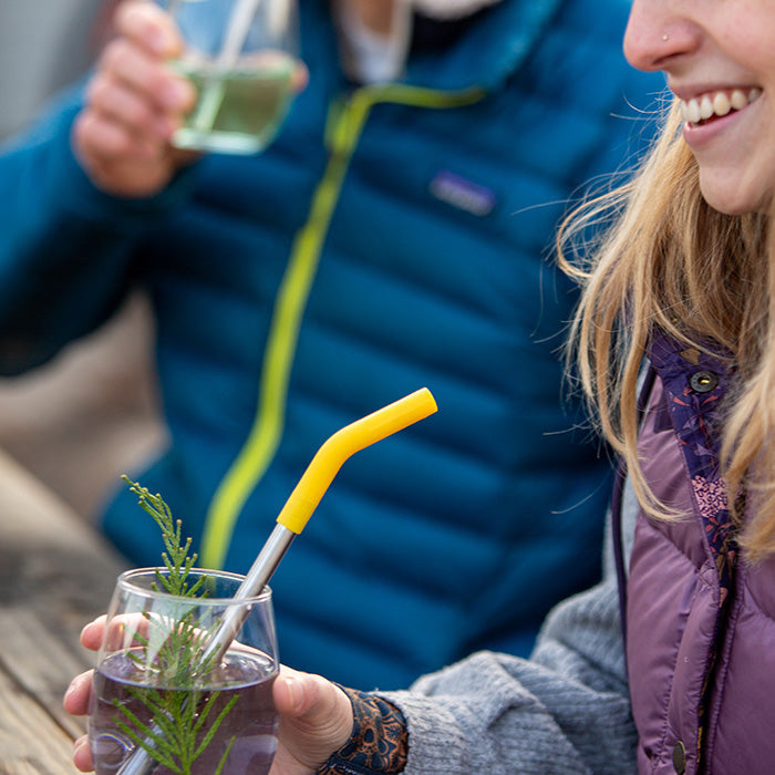 straw-4-pack-x8 recycled_steel_straw_drink_smile_lifestyle.jpg