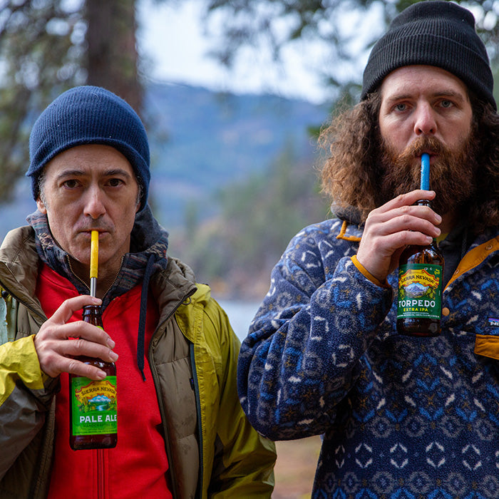 straw-4-pack-x8 recycled_steel_straws_beers_dudes_lifestyle.jpg