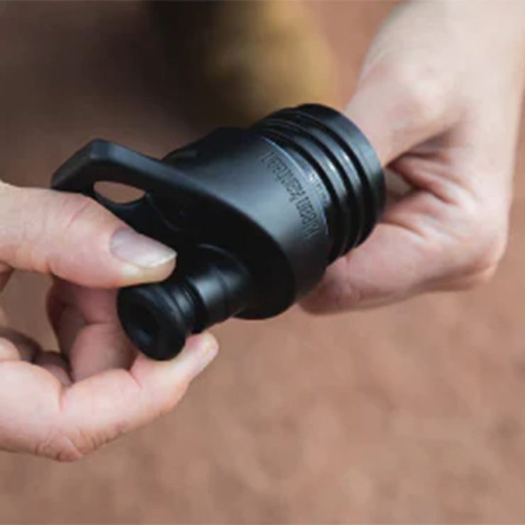 classic-sport-cap-l9 sport_cap_maintenance_kit_pull_valve_out_lifestyle.jpg