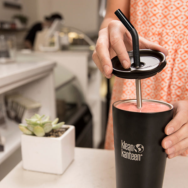 tumbler-straw-lid-with-straw-f9 steel_straw_smoothie-At-Counter-With-Lid_lifestyle_a071dbd2-9fd8-4eea-b04c-2a3732ff8612.jpg